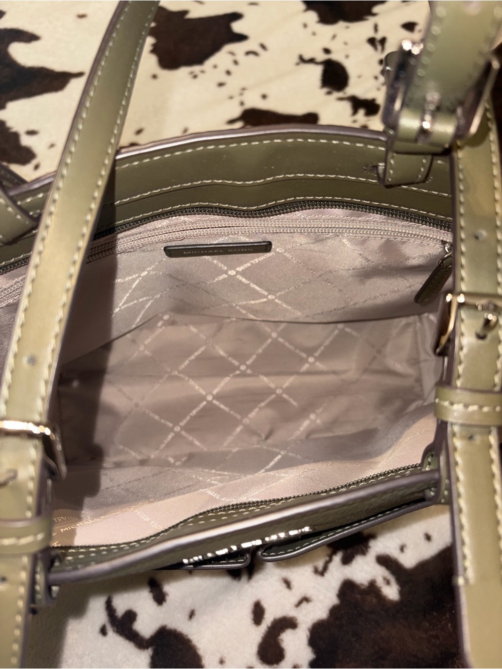 Michael Kors Olive Pebbled Leather Double Pocket Tote - Picture 2 of 4